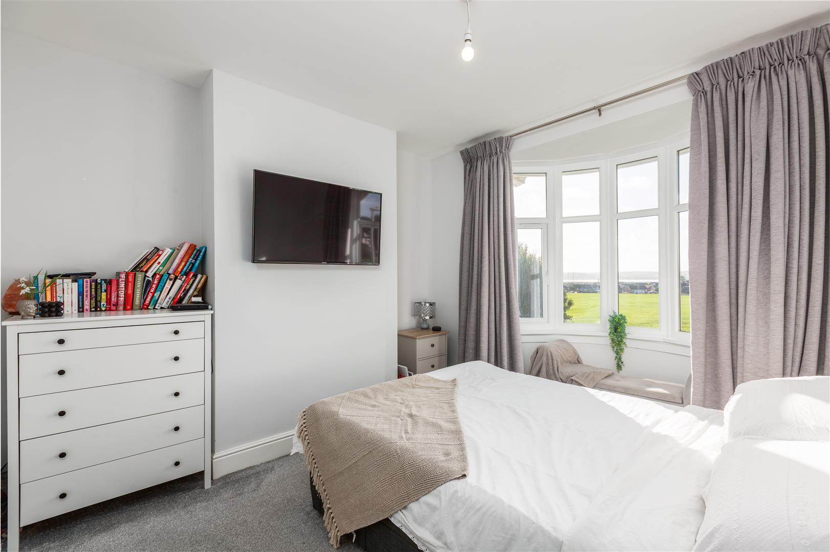 Walters Road, Llanelli, SA15 1LU